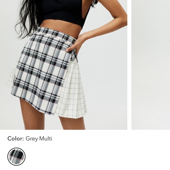 Plaid blue (discontinued color) super cute and flattering - Picture 1 of 3